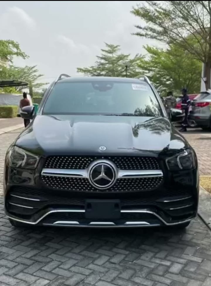 Mercedes Benz GLE 53 1